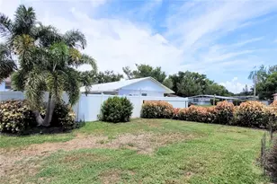 3885 47th St, Sarasota, FL 34235 - Photo 10