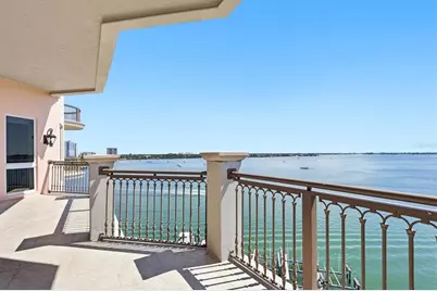 420 Golden Gate Point #700, Sarasota, FL 34236 - Photo 32