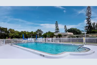 3320 Gulf Of Mexico Drive #206C, Longboat Key, FL 34228 - Photo 34