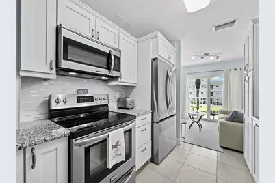 3320 Gulf Of Mexico Drive #206C, Longboat Key, FL 34228 - Photo 8