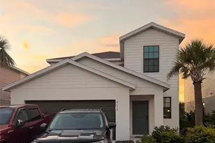 9116 Tequila Sunrise Dr, Sarasota, FL 34241 - Photo 1