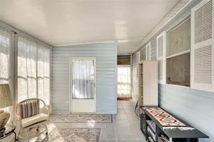 2062 Champion St, Sarasota, FL 34231 - Photo 20