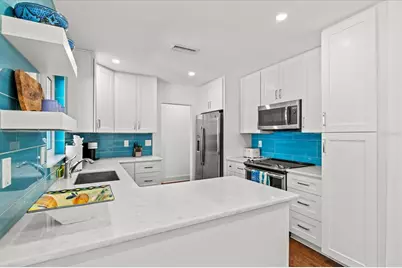 2587 Ringling Boulevard, Sarasota, FL 34237 - Photo 18