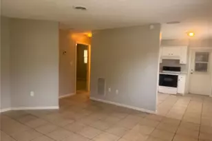 4917 21st St W, Bradenton, FL 34207 - Photo 4