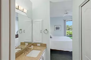 9610 Club S Cir, Sarasota, FL 34238 - Photo 18