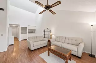 259 Fenwick Dr, Venice, FL 34285 - Photo 8