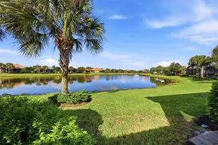 17128 Kenton Ter, Lakewood Ranch, FL 34202 - Photo 24