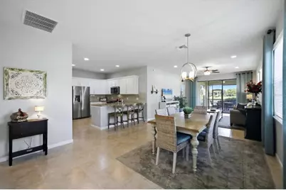 17128 Kenton Terrace, Lakewood Ranch, FL 34202 - Photo 8