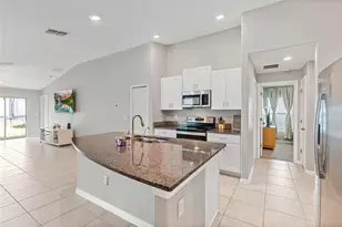 1719 Fred Ives St, Ruskin, FL 33570 - Photo 6
