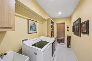 4502 Friar Tuck Ln, Sarasota, FL 34232 - Photo 30
