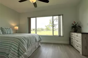 7173 W Country Club Dr N, Sarasota, FL 34243 - Photo 32