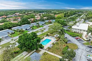 7173 W Country Club Dr N, Sarasota, FL 34243 - Photo 50