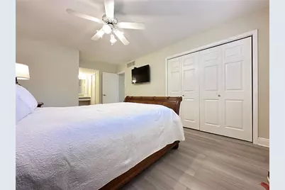 7173 W Country Club Drive N #242, Sarasota, FL 34243 - Photo 22