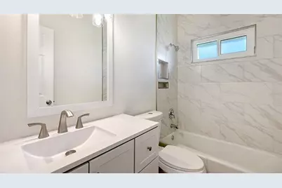 5911 Tidewood Avenue #3, Sarasota, FL 34231 - Photo 16