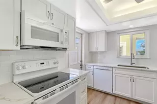 5911 Tidewood Ave, Sarasota, FL 34231 - Photo 8