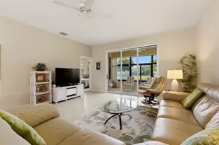 8155 Stirling Falls Cir, Sarasota, FL 34243 - Photo 14