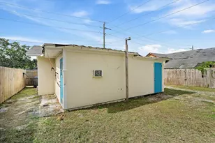 516 29th St E, Palmetto, FL 34221 - Photo 24