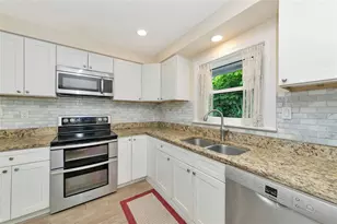 314 32nd St W, Bradenton, FL 34205 - Photo 12