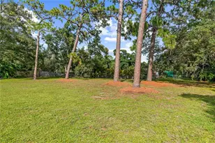 3733 Malec Cir, Sarasota, FL 34233 - Photo 46