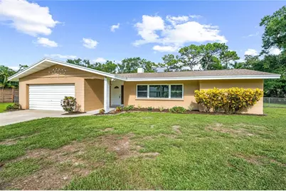 3733 Malec Circle, Sarasota, FL 34233 - Photo 4