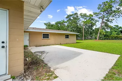 3733 Malec Circle, Sarasota, FL 34233 - Photo 40