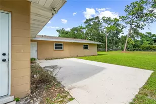 3733 Malec Cir, Sarasota, FL 34233 - Photo 40
