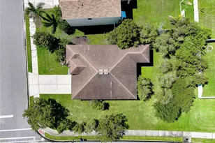 7919 113th Ave E Ave E, Parrish, FL 34219 - Photo 2