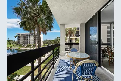 1075 Gulf Of Mexico Drive #205, Longboat Key, FL 34228 - Photo 8
