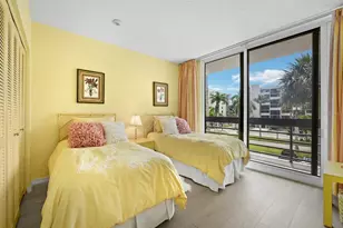 1075 Gulf of Mexico Dr, Longboat Key, FL 34228 - Photo 24