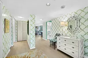 1075 Gulf of Mexico Dr, Longboat Key, FL 34228 - Photo 28