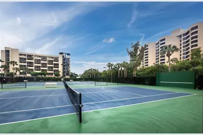 1075 Gulf Of Mexico Drive #205, Longboat Key, FL 34228 - Photo 46