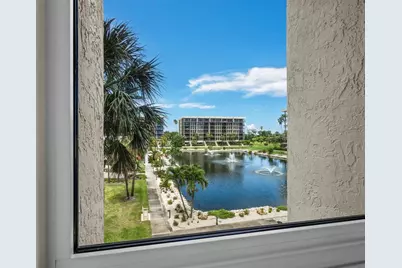 1075 Gulf Of Mexico Drive #205, Longboat Key, FL 34228 - Photo 18