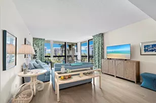 1075 Gulf of Mexico Dr, Longboat Key, FL 34228 - Photo 4