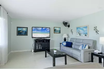 73 Strathmore Boulevard #73F, Sarasota, FL 34233 - Photo 8
