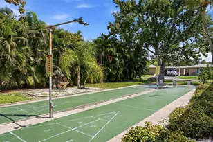 73 Strathmore Blvd, Sarasota, FL 34233 - Photo 32