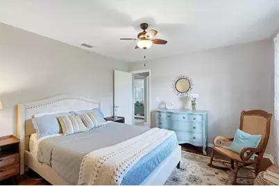 450 Lake Of The Woods Drive, Venice, FL 34293 - Photo 50