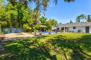 2650 Davis Blvd, Sarasota, FL 34237 - Photo 52