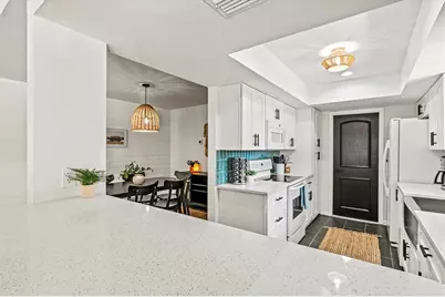 2650 Davis Boulevard, Sarasota, FL 34237 - Photo 18