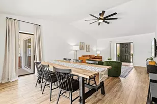 2650 Davis Blvd, Sarasota, FL 34237 - Photo 24