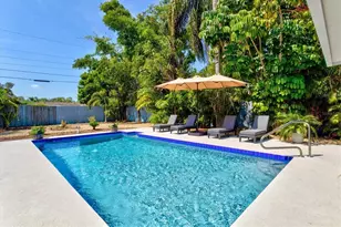 2650 Davis Blvd, Sarasota, FL 34237 - Photo 46