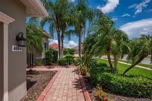 4004 65th Pl E, Sarasota, FL 34243 - Photo 2