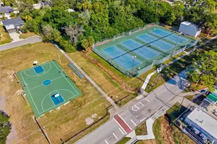 2226 Arlington St, Sarasota, FL 34239 - Photo 90