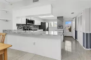 12274 SW Egret Cir, Lake Suzy, FL 34269 - Photo 8