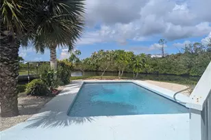 1167 Exeter Cir, Englewood, FL 34224 - Photo 24