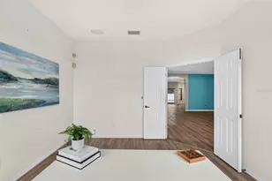 319 19th St NW, Ruskin, FL 33570 - Photo 10