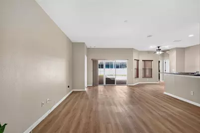 319 19th Street NW, Ruskin, FL 33570 - Photo 18