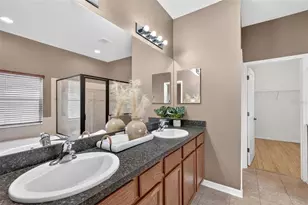 319 19th St NW, Ruskin, FL 33570 - Photo 32