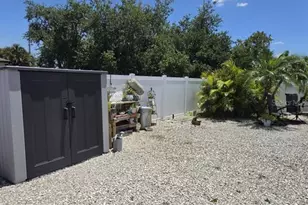 1604 21st Ave W, Palmetto, FL 34221 - Photo 24