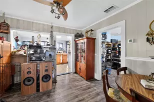 806 35th St W, Bradenton, FL 34205 - Photo 12