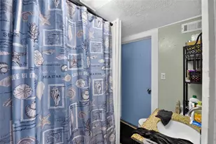 806 35th St W, Bradenton, FL 34205 - Photo 20